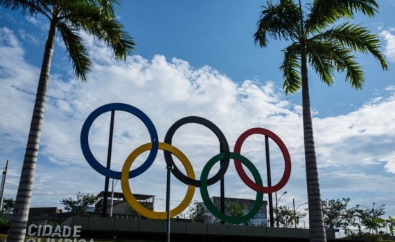 7783018010_les-anneaux-olympiques-a-rio-de-janeiro